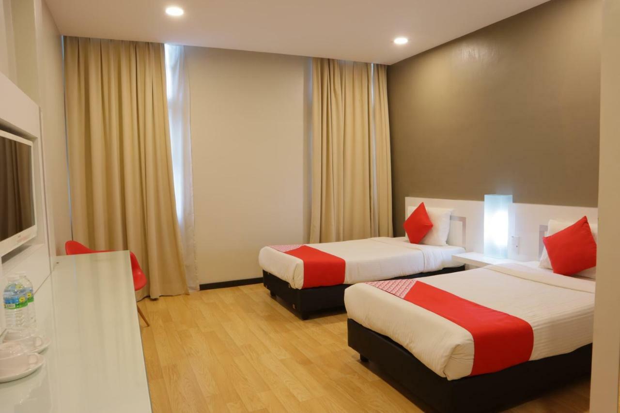 Oyo 232 The Suraya Hotel Kuantan Extérieur photo